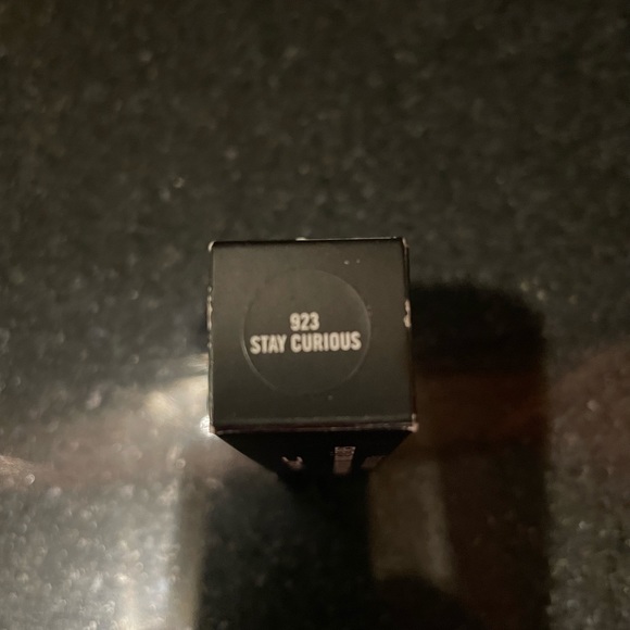 MAC Cosmetics- Powder Kiss Lipstick - Picture 2 of 5